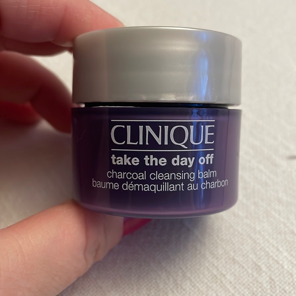 Clinique Take the Day Off Charcoal Cleansing Balm